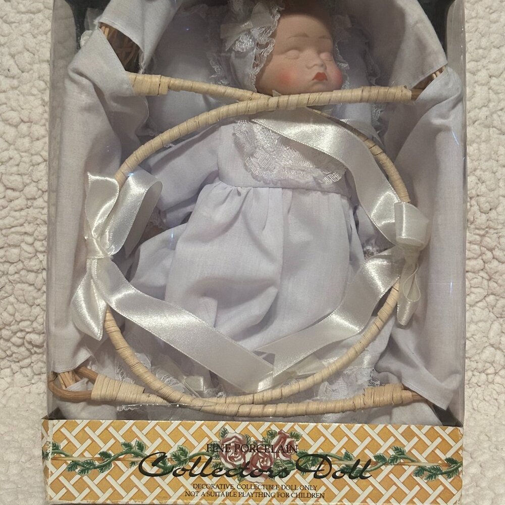 VTG Crowne Fine Porcelain musical Doll w Tag in Box &  Wicker Bed 1990s